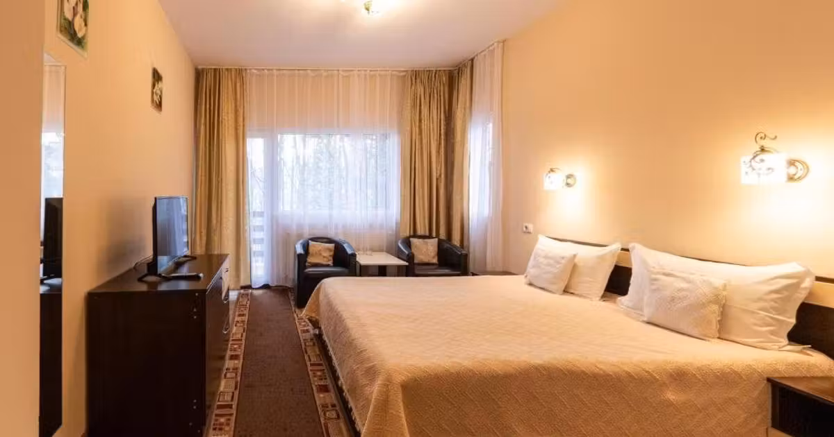 Hotel/Pensiune de vânzare 550 mp în Sinaia