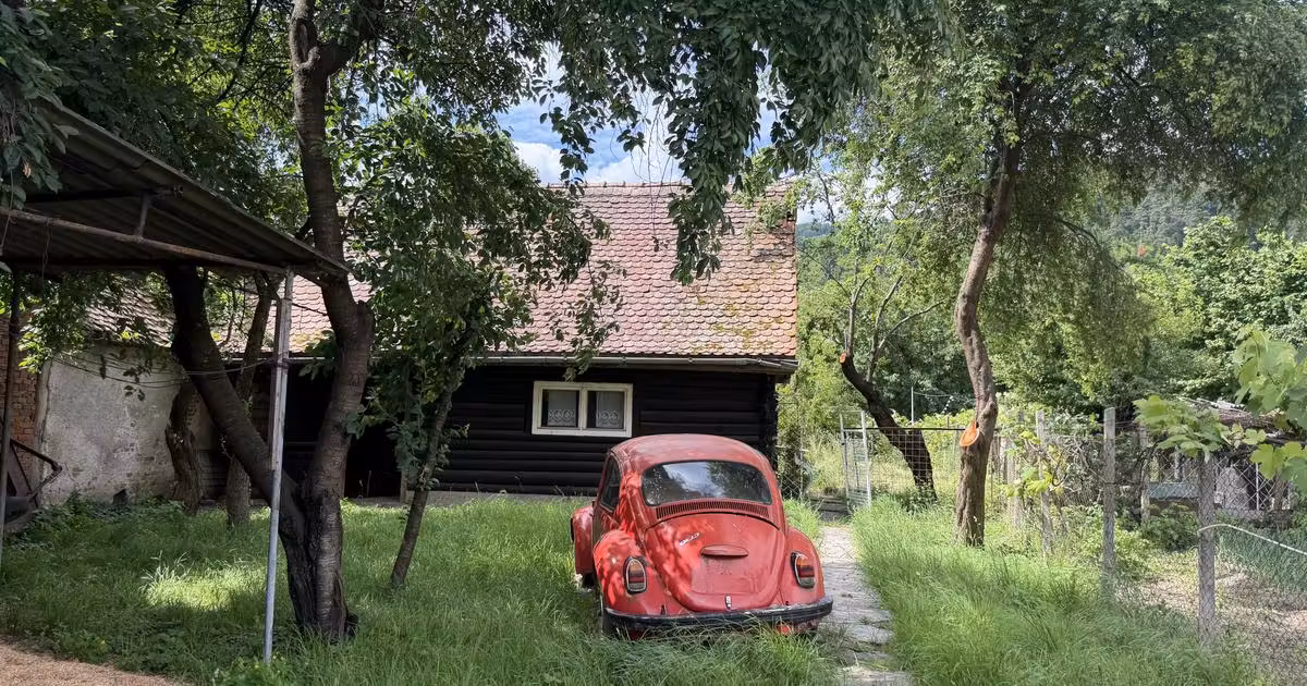 Casă individuală de vânzare cu 3 camere în Săliște
