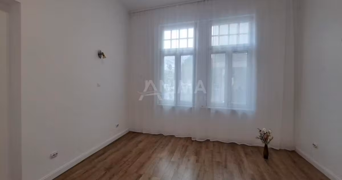 Garsonieră de vânzare, mobilată în zona Central, Cluj-Napoca