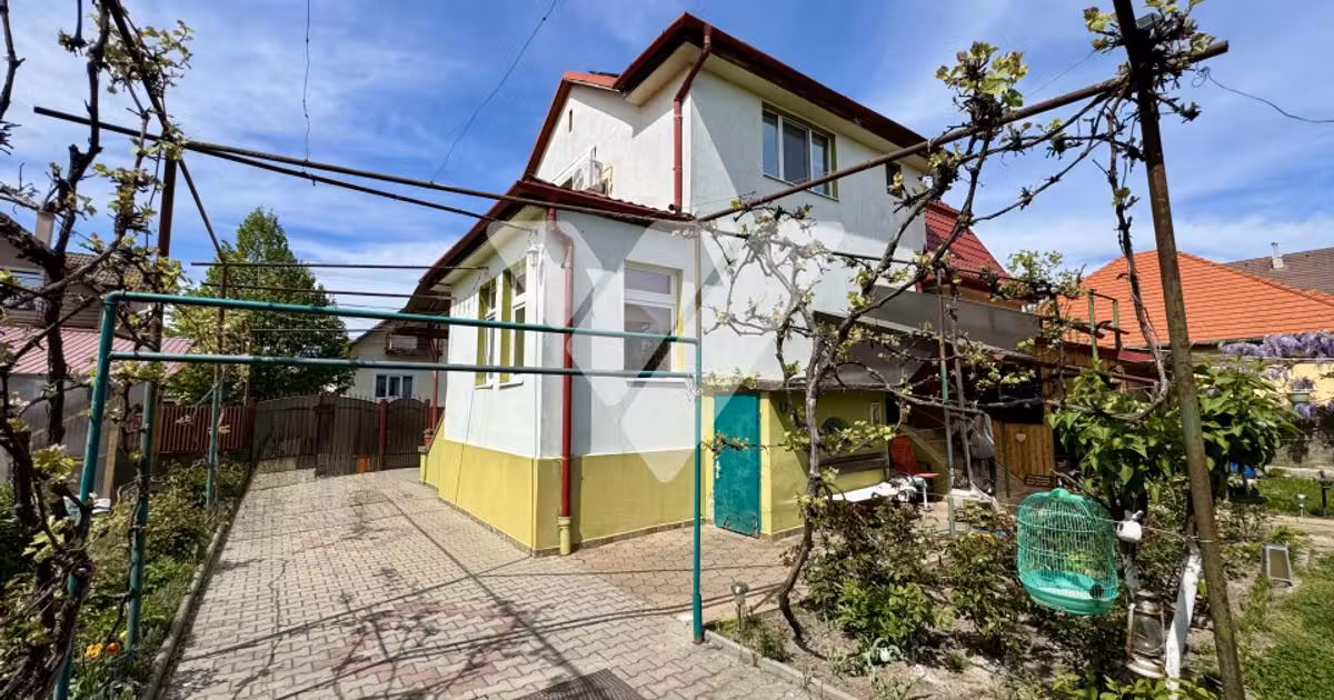 Casă individuală de vânzare cu 4 camere în zona Central, Sibiu