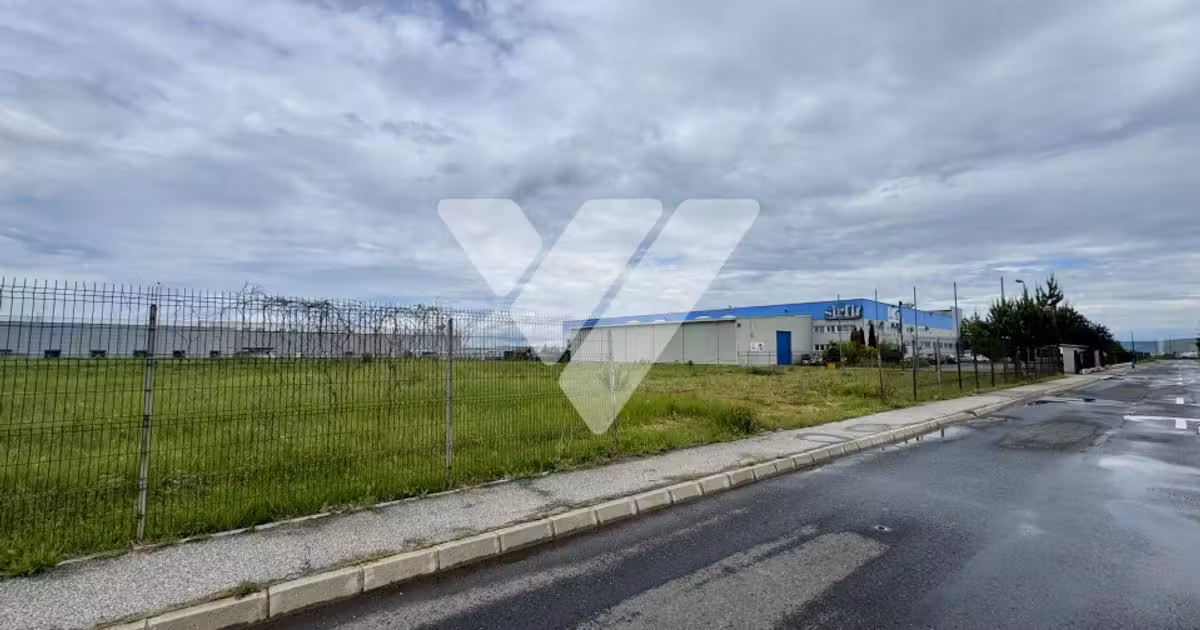 Teren Construcții intravilan de vânzare de 11059 mp, în zona Industrial Vest, Sibiu
