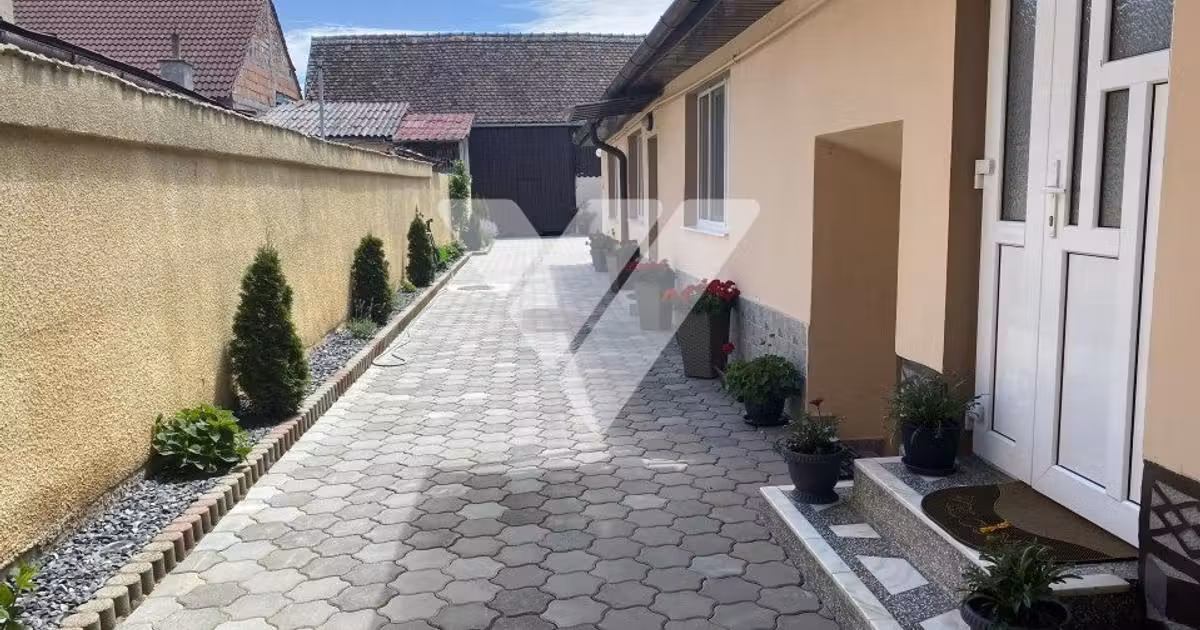 Casă individuală de vânzare cu 4 camere, mobilată în zona Turnișor, Sibiu
