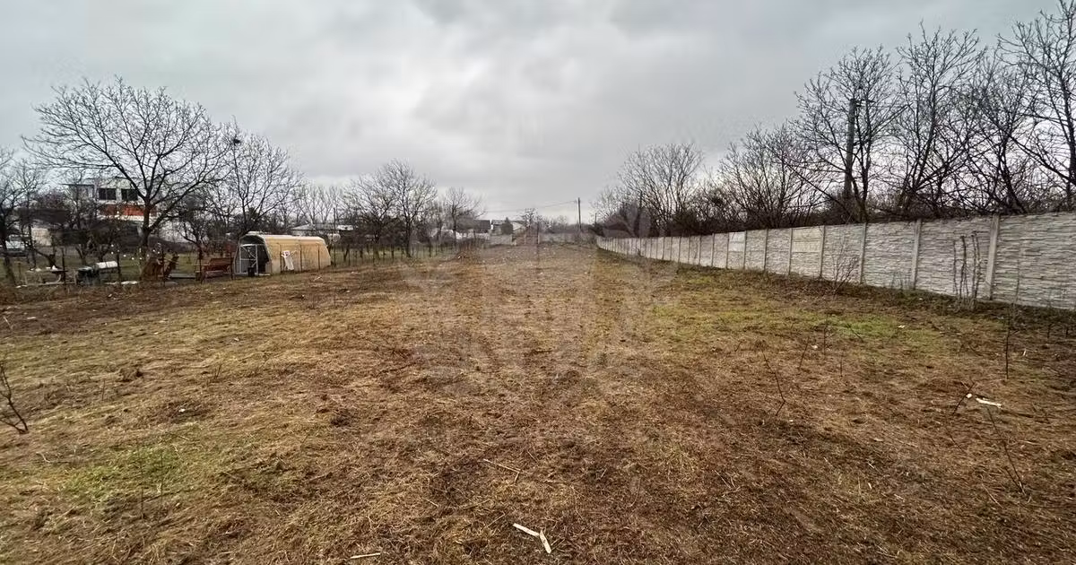 Teren Construcții intravilan de vânzare de 2490 mp, în zona Mihai Bravu, Ploiești