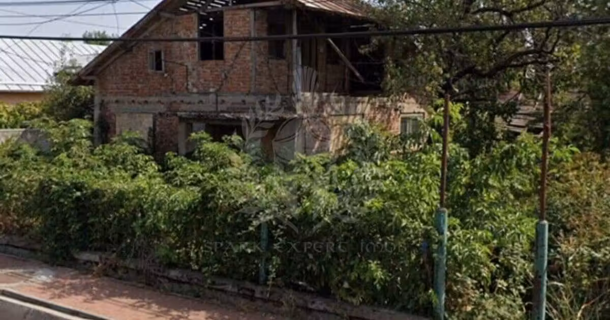 Teren Construcții intravilan de vânzare de 12000 mp, în Păulești