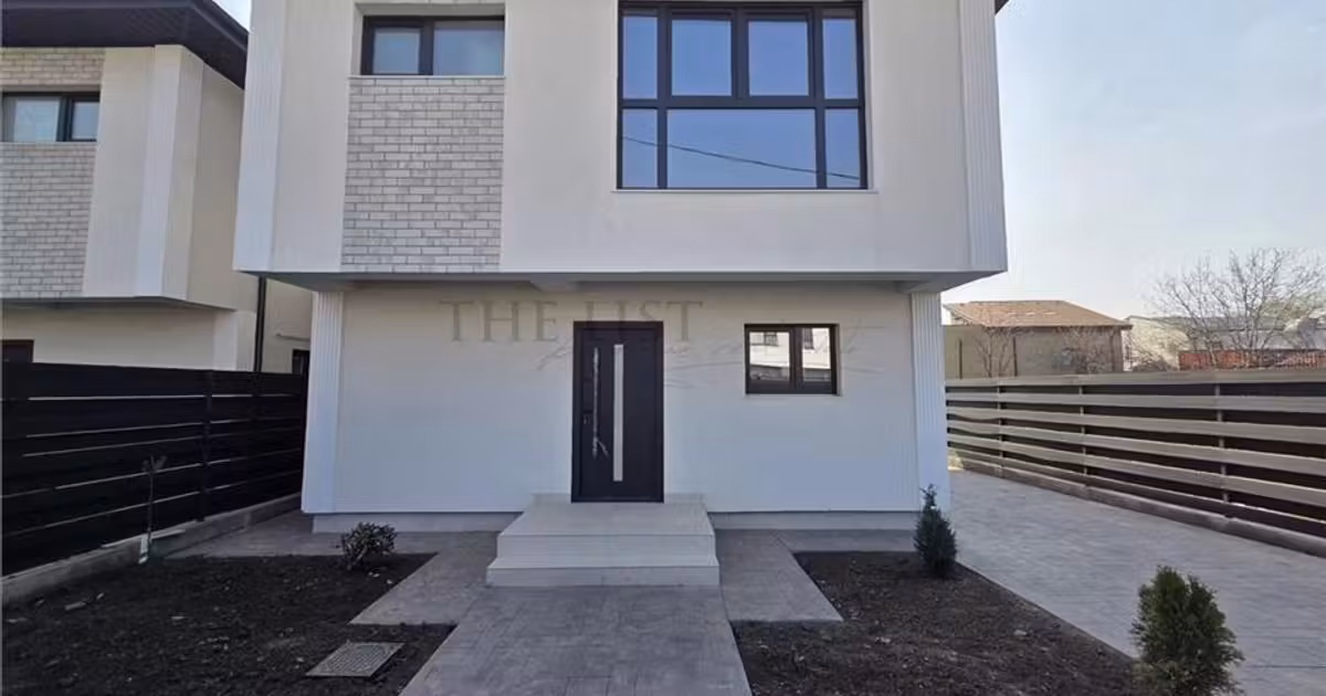 Casă individuală de vânzare cu 4 camere în Tunari