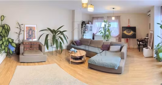 Penthouse Aradului