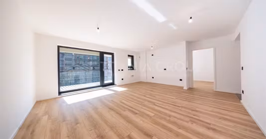 Apartament Tractorul