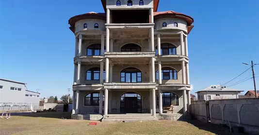 Casă 1 Decembrie