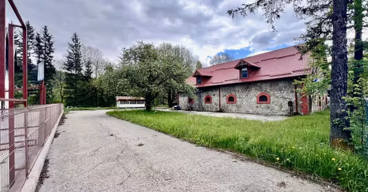 Spațiu comercial Poiana Țapului