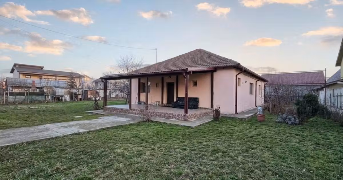 Casă individuală de vânzare cu 5 camere, mobilată în Năvodari