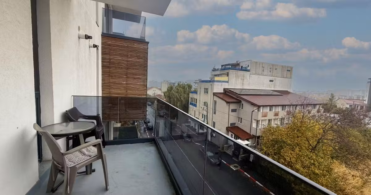 Garsonieră de vânzare, mobilată în Mamaia-Sat