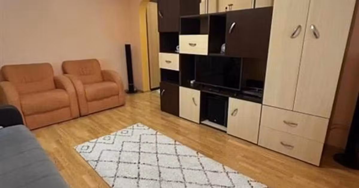 Apartament de vânzare cu 3 camere în zona Dacia, Iași