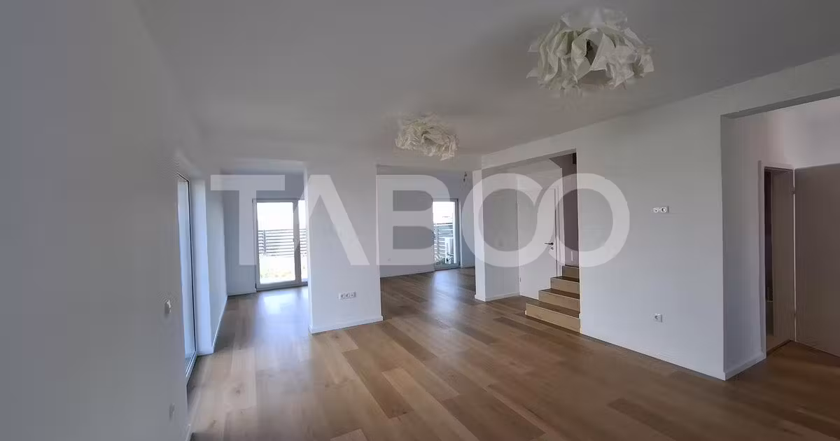 Duplex de vânzare cu 4 camere în Șura Mică