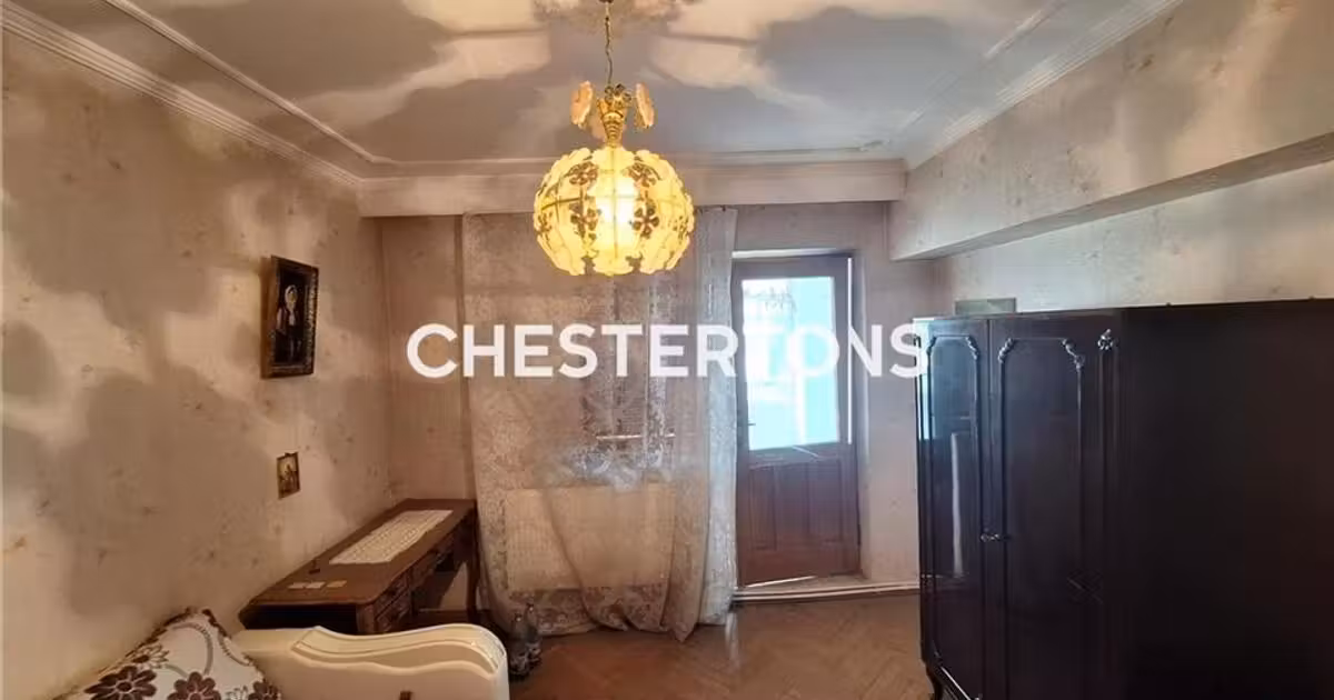 Apartament de vânzare cu 3 camere în zona Ultracentral, Brăila