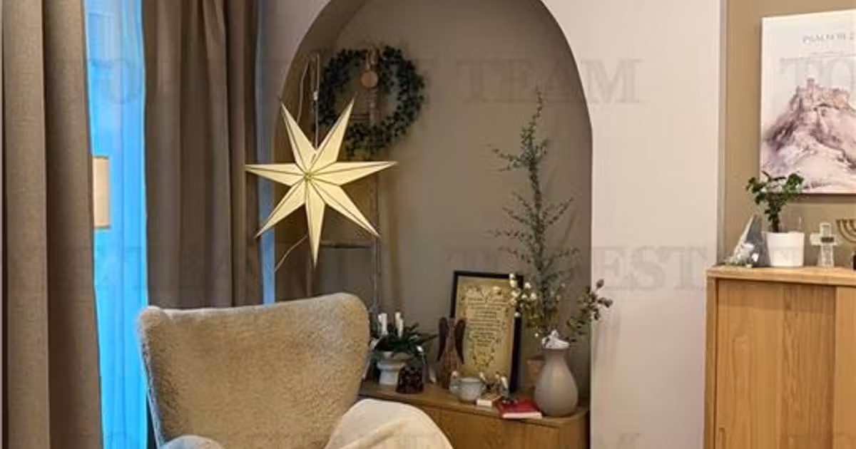Apartament de vânzare cu 3 camere, mobilat în Mamaia-Sat