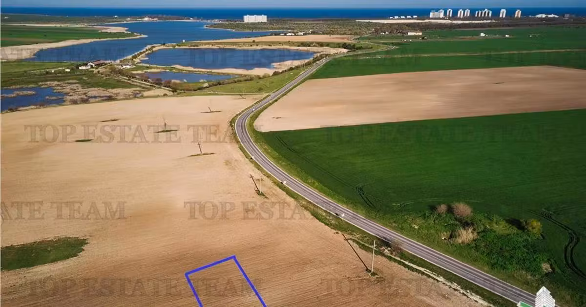 Teren Construcții intravilan de vânzare de 714 mp, în 23 August