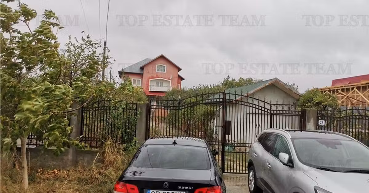 Casă individuală de vânzare cu 6 camere în Adunații-Copăceni