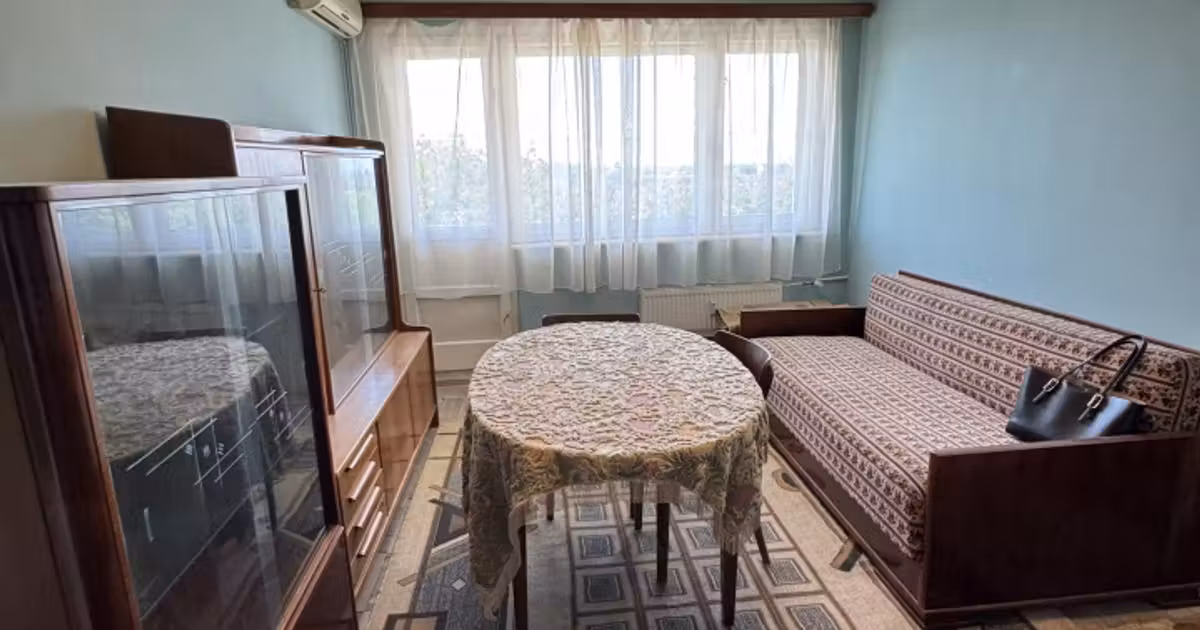 Apartament de vânzare cu 2 camere în zona Sud, Ploiești
