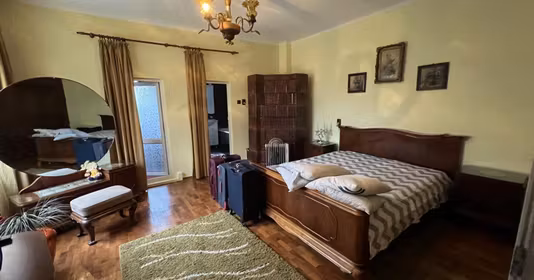 Casă Ultracentral
