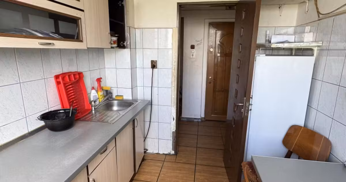 Apartament de vânzare cu 3 camere în zona Nord, Ploiești