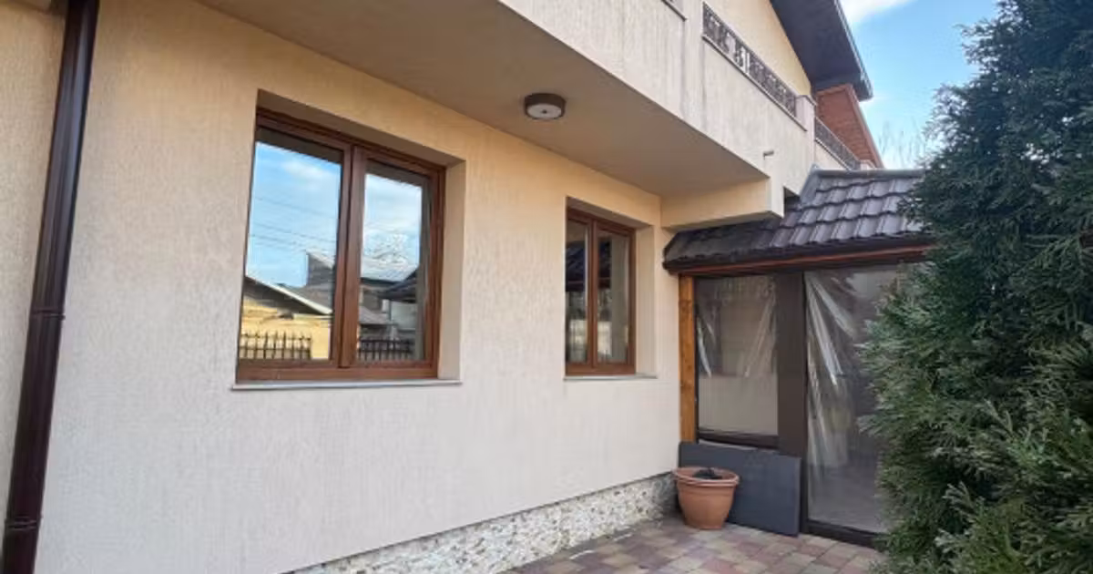 Casă individuală de vânzare cu 4 camere, mobilată în zona Traian, Ploiești