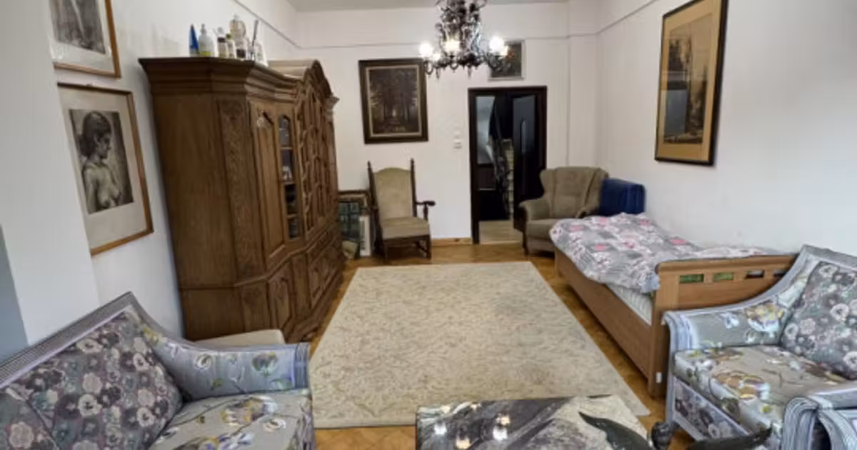 Duplex de vânzare cu 4 camere în zona Democrației, Ploiești