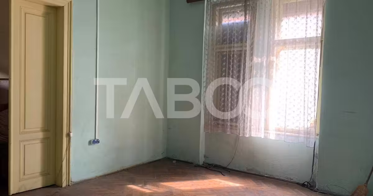 Birou de vânzare de 70.00 mp, în zona Central, Sibiu