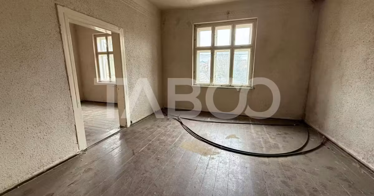 Apartament de vânzare cu 5 camere în zona Turnișor, Sibiu