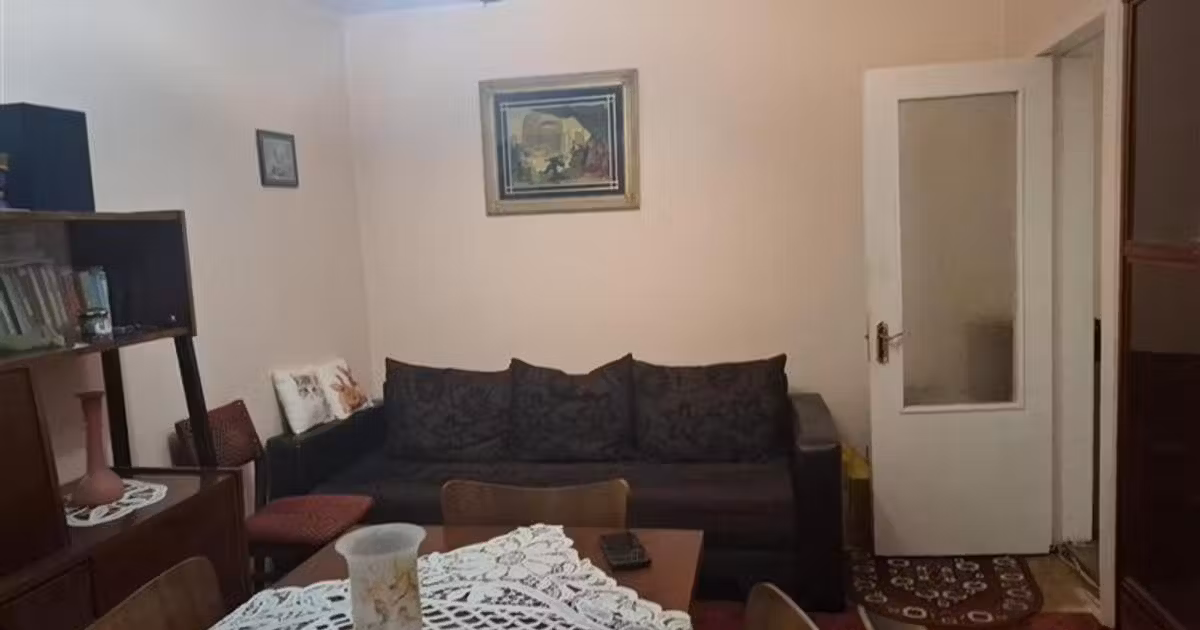 Apartament de vânzare cu 3 camere în zona Sud, Focșani