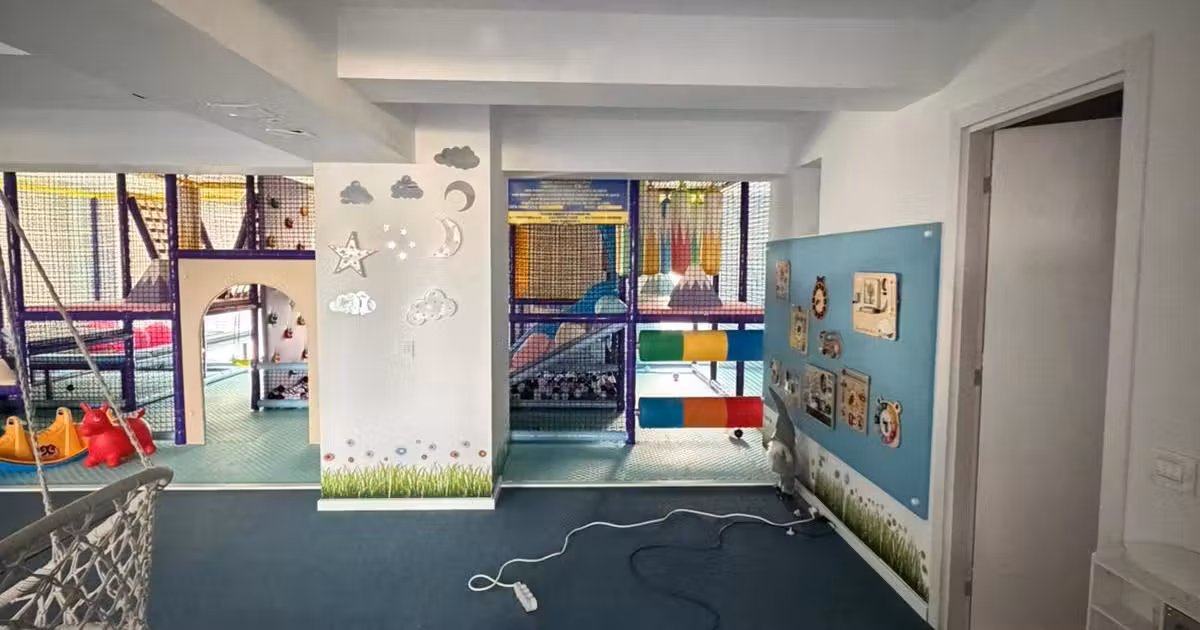 Spațiu comercial de vânzare de 142.50 mp, în zona Drumul Taberei, Sector 6