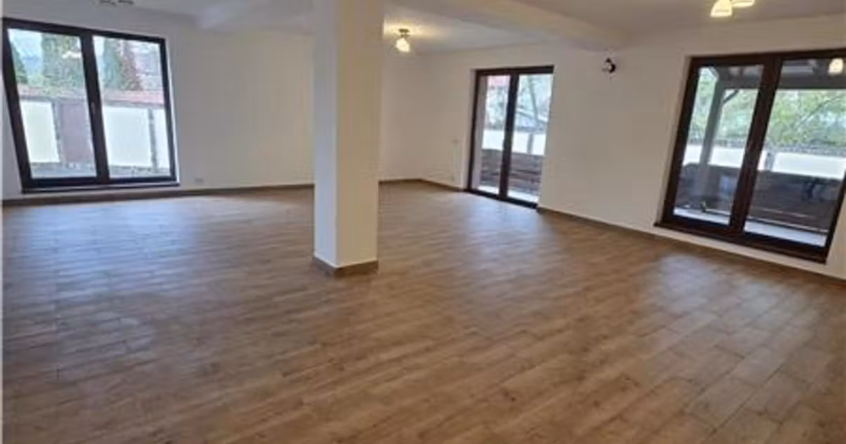 Duplex de vânzare cu 4 camere în Ghimbav