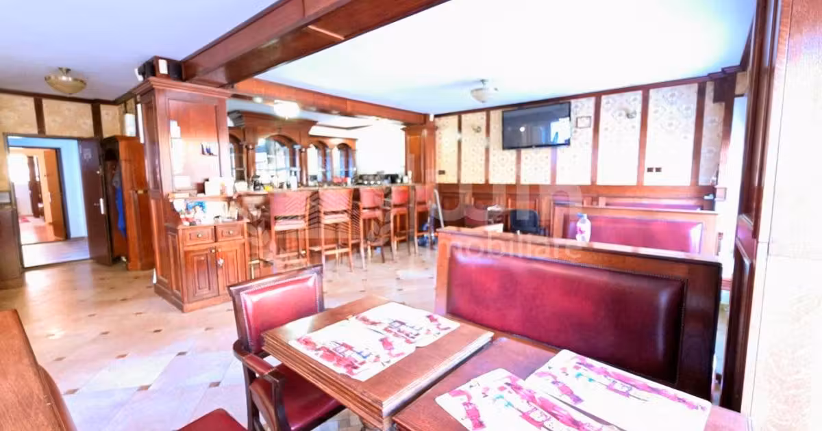 Spațiu comercial de vânzare de 170.00 mp, în zona Zorilor, Cluj-Napoca