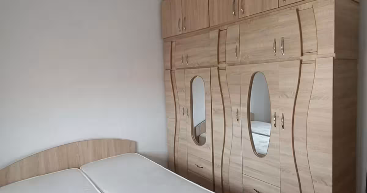 Apartament de vânzare cu 2 camere, mobilat în zona Tolstoi, Alba Iulia