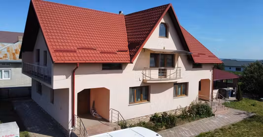 Casă Dumbrăveni