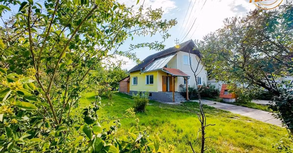 Casă individuală de vânzare cu 2 camere, mobilată în zona Exterior Est, Brașov