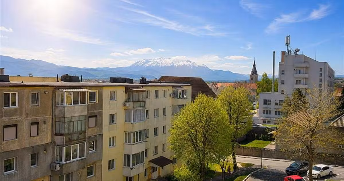 Apartament de vânzare cu 2 camere, mobilat în Codlea