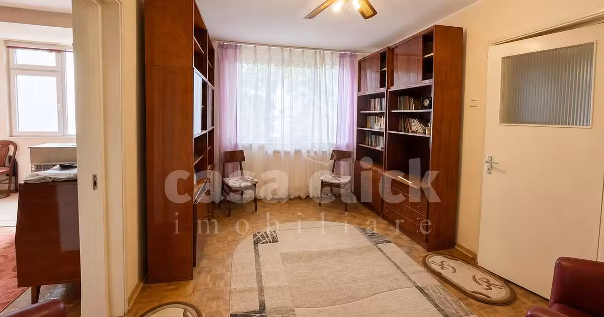 Apartament de vânzare cu 2 camere în zona Micro 19, Galați