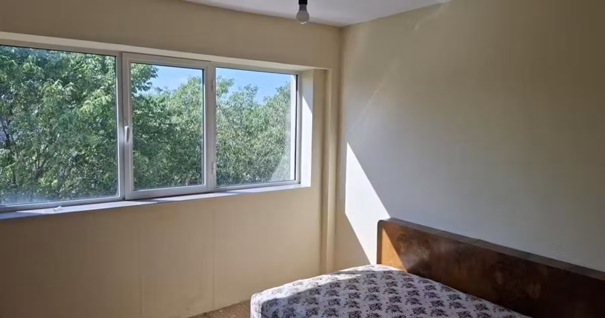 Apartament de vânzare cu 3 camere în zona Viziru 1, Brăila