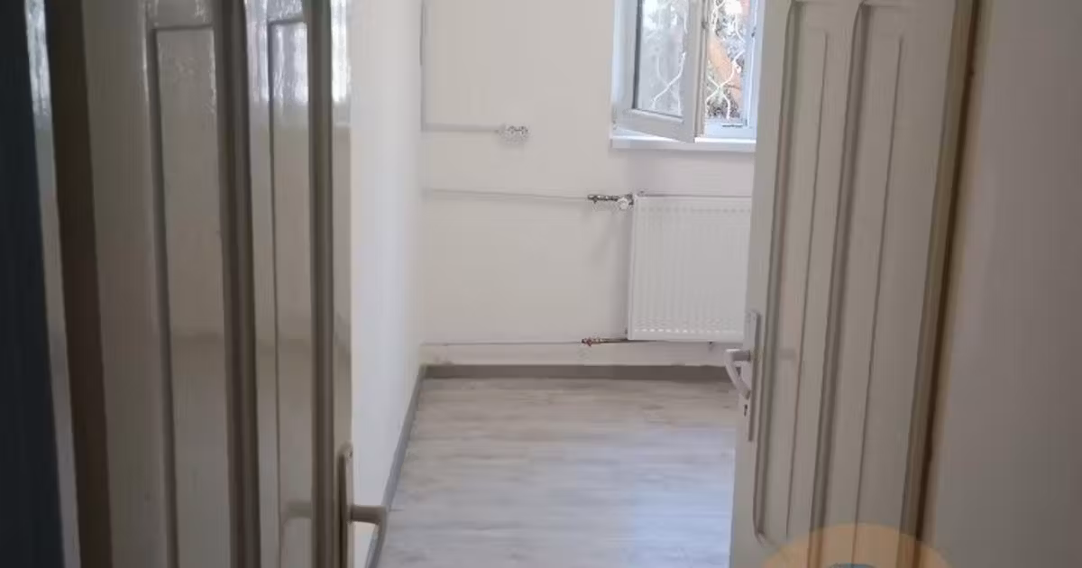 Garsonieră de vânzare în zona Rogerius, Oradea