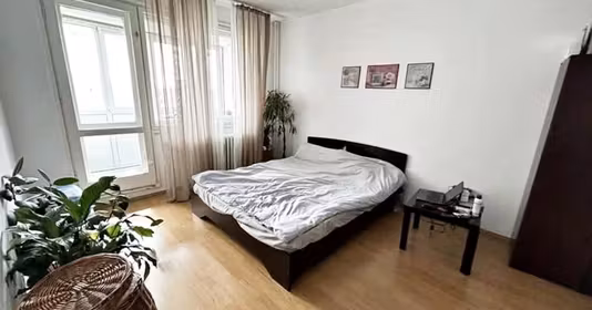 Apartament Titan