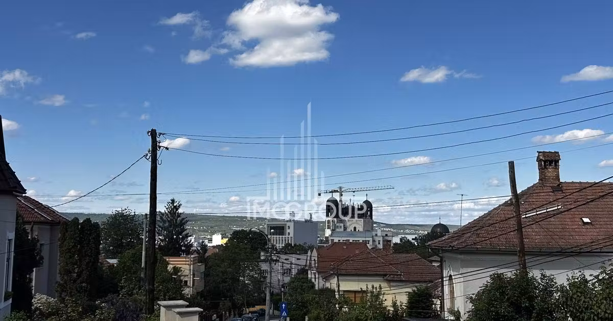 Apartament de vânzare cu 4 camere în zona Central, Cluj-Napoca