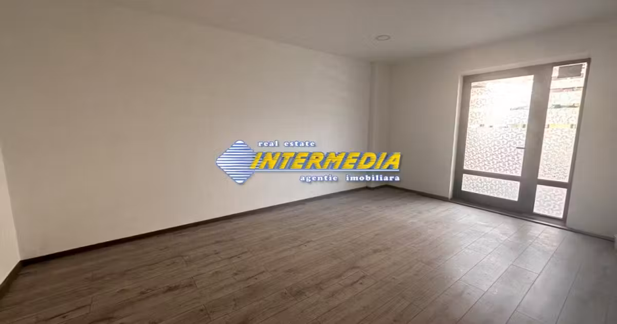 Spațiu comercial de vânzare de 51.00 mp, în zona Cetate, Alba Iulia