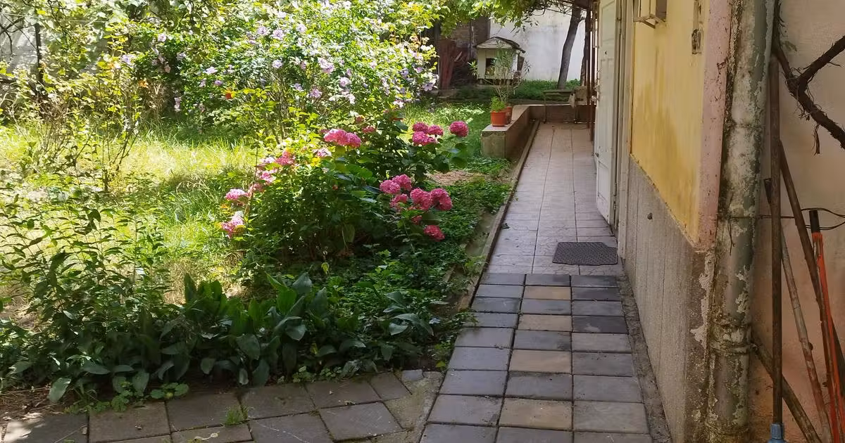 Casă individuală de vânzare cu 2 camere în zona Central, Târgu Mureș