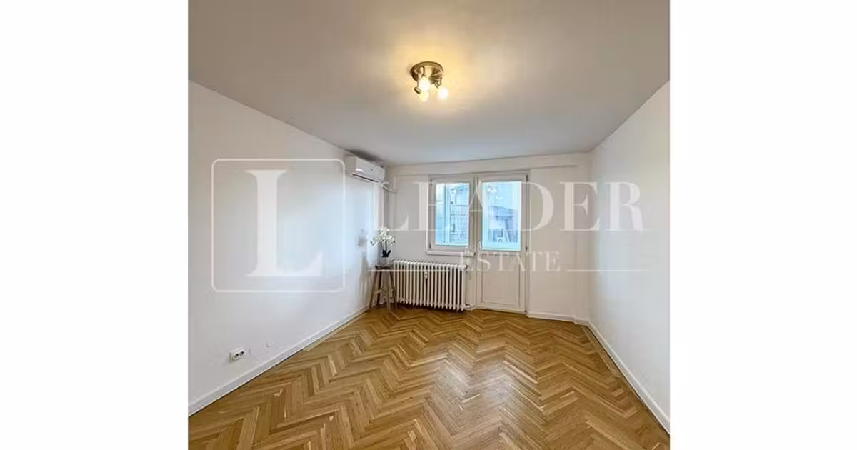 Apartament de vânzare cu 2 camere, mobilat în zona Central, Ultracentral