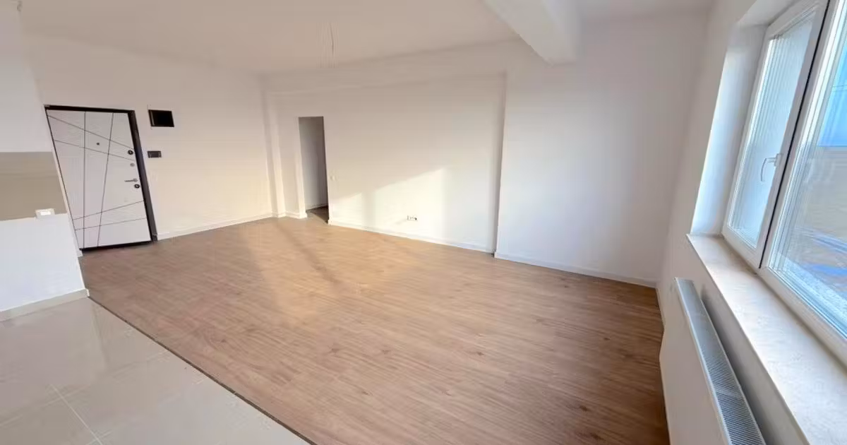 Apartament de vânzare cu 3 camere în zona Metalurgiei, Sector 4