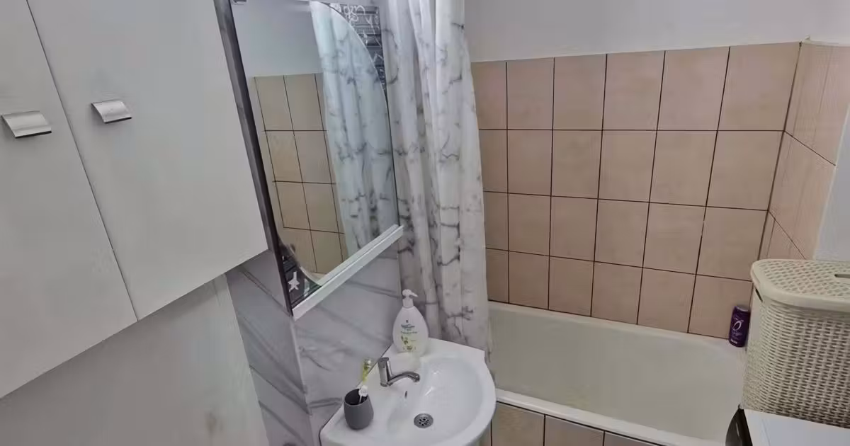 Apartament de vânzare cu 2 camere în zona Mircea cel Bătrân, Iași