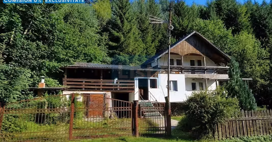Casă Vama