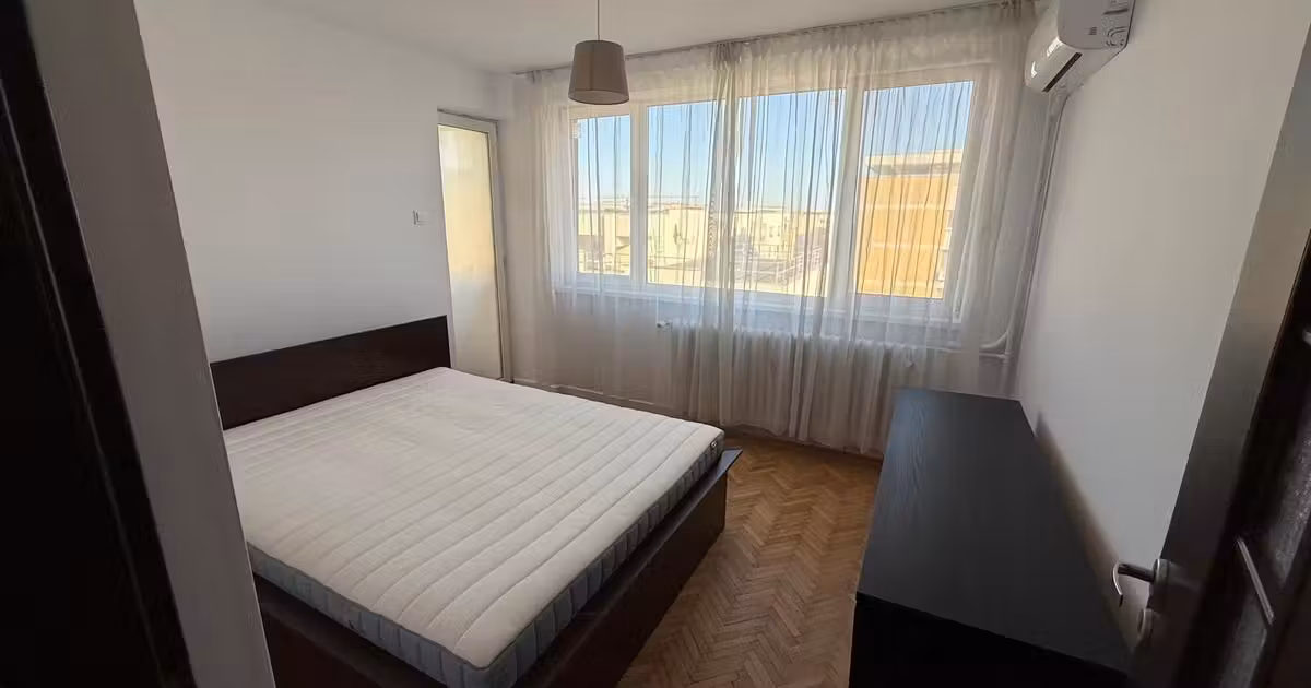 Apartament de vânzare cu 3 camere în zona Iancului, Sector 2