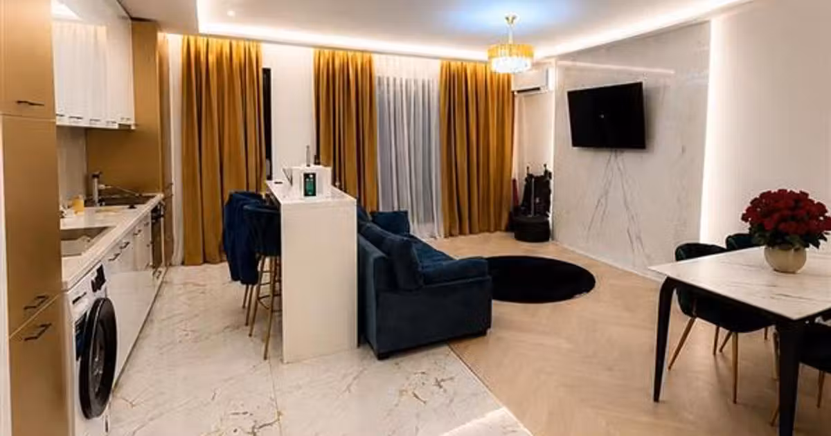 Apartament de vânzare cu 3 camere, mobilat în zona Central, Ultracentral