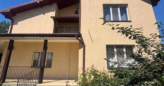 Casă Poienarii Burchii